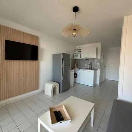 Апартаменты T2 Au Coeur De La Marina Climatise Сет