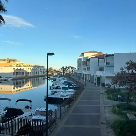 T2 Au Coeur De La Marina Climatise Sète