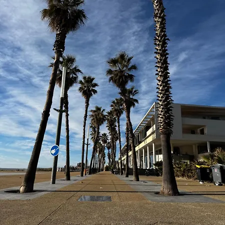 Apartamento T2 Au Cœur De La Marina Climatisé *